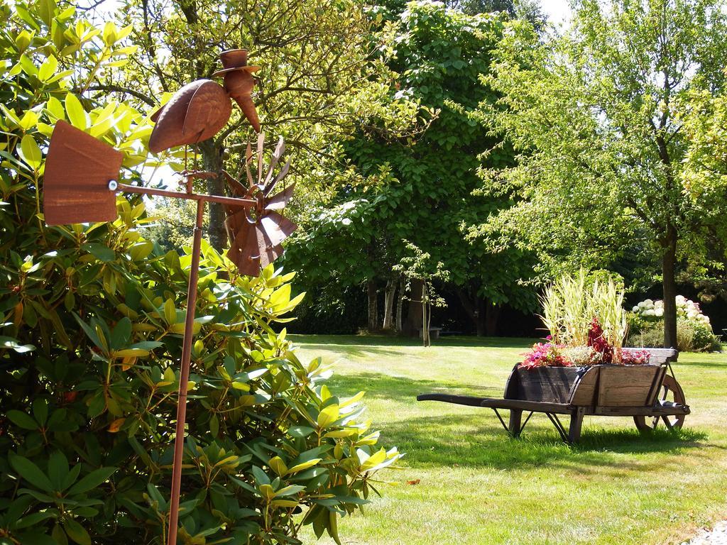 La Petite Saugere Villa Bosguerard-de-Marcouville Exterior photo